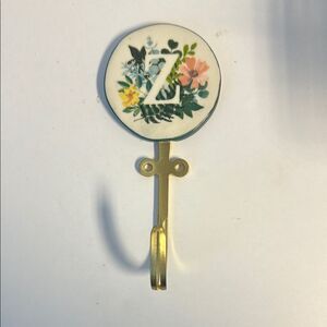 Anthropologie Leighton Mono Z Hook